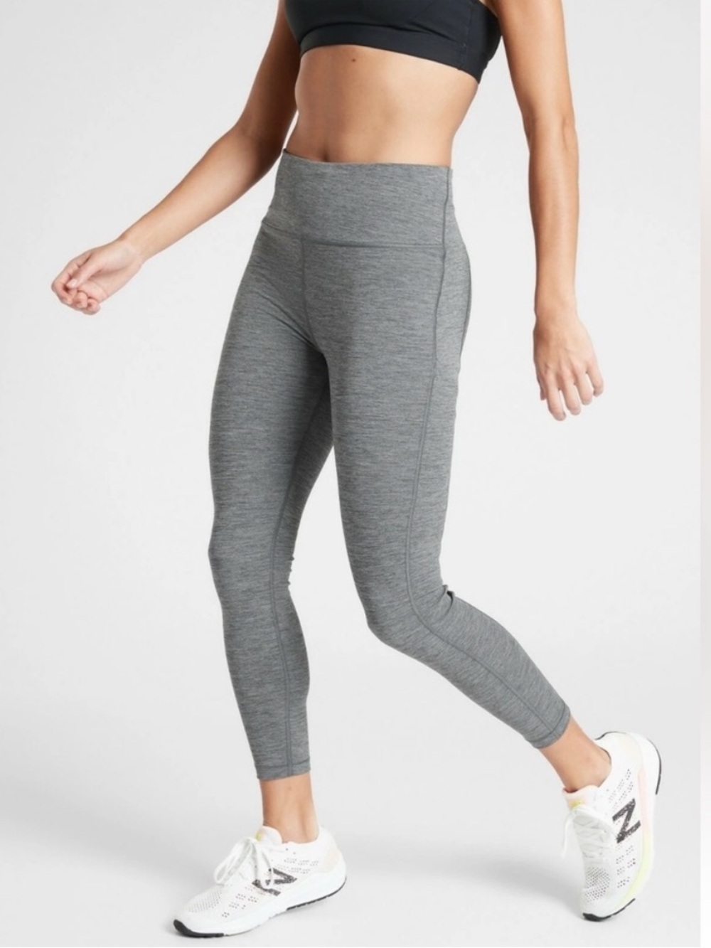 Athleta Ultimate Capri Stash Pocket 7/8 Tight Grey Heather Sz L